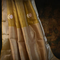 Kanak Pushpa